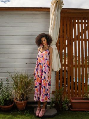 Plakostroto Dress with Belt