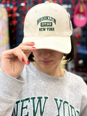 Καπέλο Brooklyn Εκρού