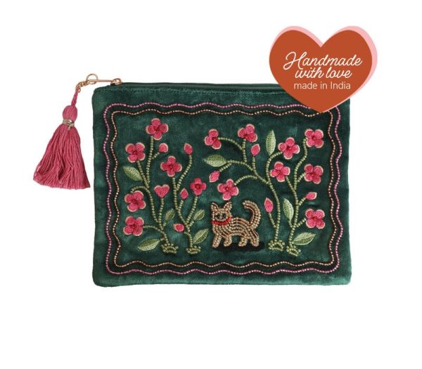 Big Beaded Pouch Cat and Flowers